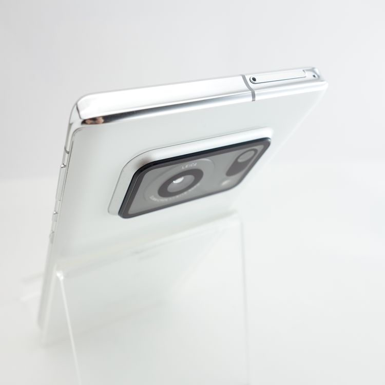 SIMե꡼AQUOS R6 SH-51B ۥ磻 ¡ docomo