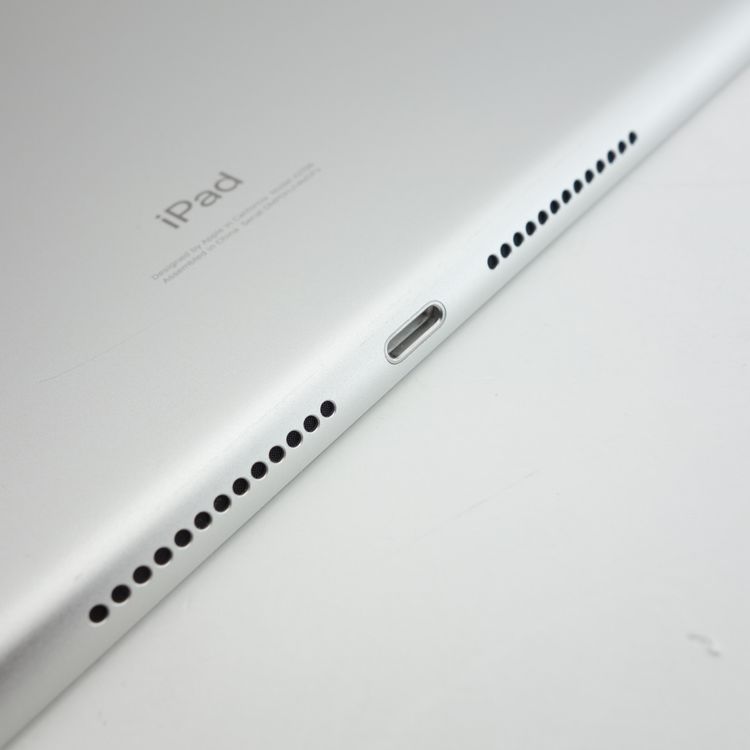 ��10.2�������iPad ��7���� 32GB ����С� ����100�� SIM�ե꡼
