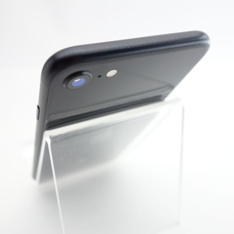 ��SIM�ե꡼��iPhoneSE2 64GB �֥�å� ����97�� �������¡�