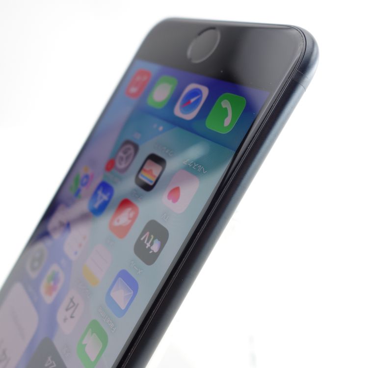 ��SIM�ե꡼��iPhoneSE3 64GB �ߥåɥʥ��� ����99�� �������¡�