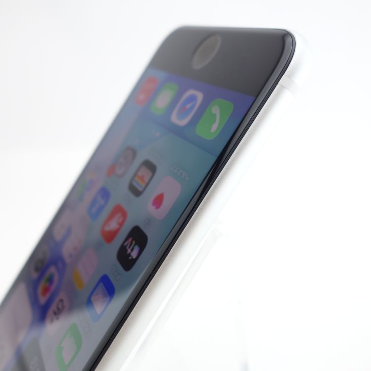 ��SIM�ե꡼��iPhoneSE2 64GB �ۥ磻�� ����94�� �������¡�