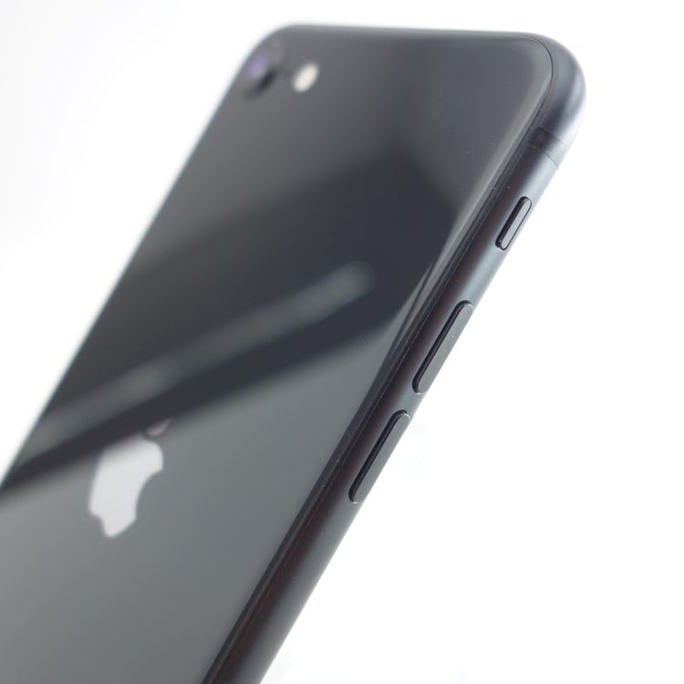 ��SIM�ե꡼��iPhoneSE2 64GB �֥�å� ����93�� �������¡�