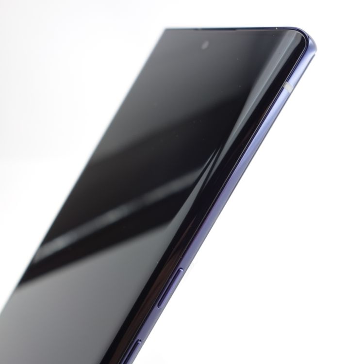 ��SIM�ե꡼��arrows NX9 F-52A �ͥ��ӡ� �������¡� docomo��