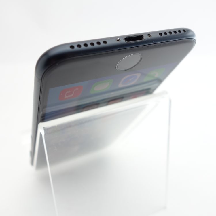 ��SIM�ե꡼��iPhoneSE3 64GB �ߥåɥʥ��� ����86�� �������¡�