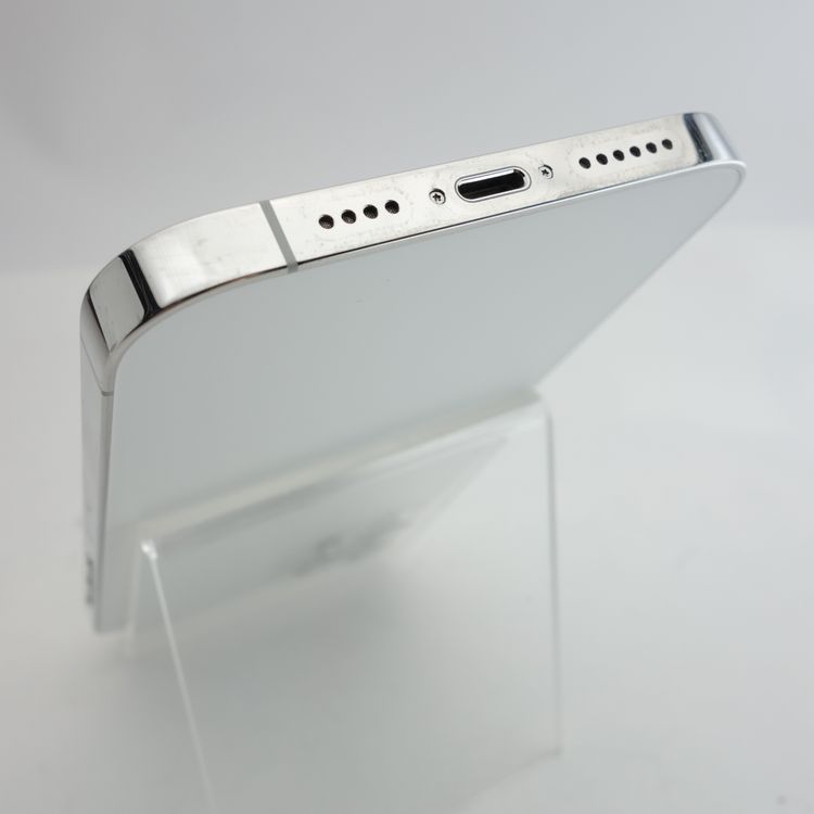 ��SIM�ե꡼��iPhone12Pro Max 256GB ����С� ����84�� �������¡�