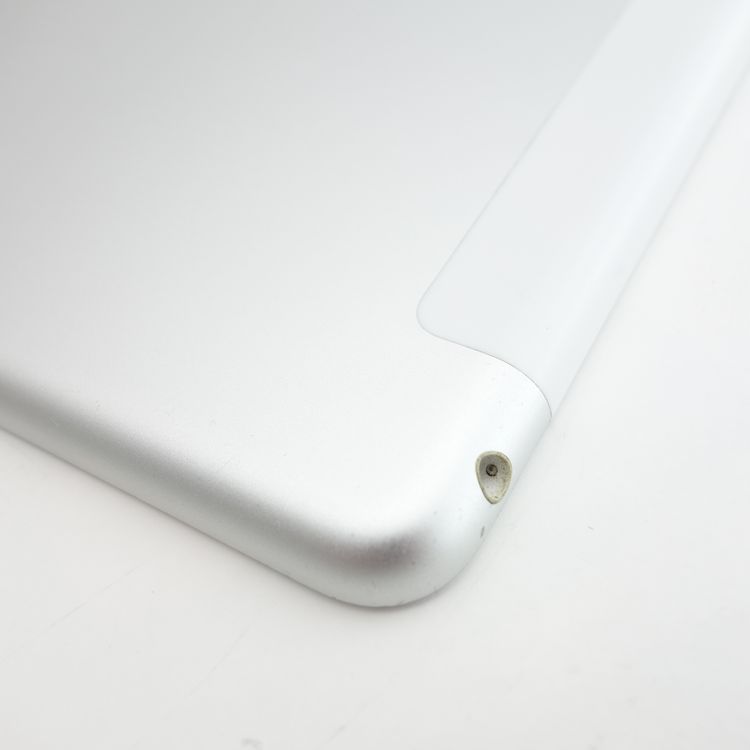 ��9.7�������iPad ��6���� 32GB ����С� ����89% SIM�ե꡼