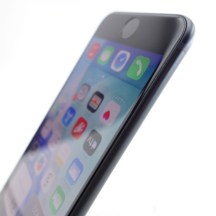 ��SIM�ե꡼��iPhoneSE3 64GB �ߥåɥʥ��� ����99�� �������¡�