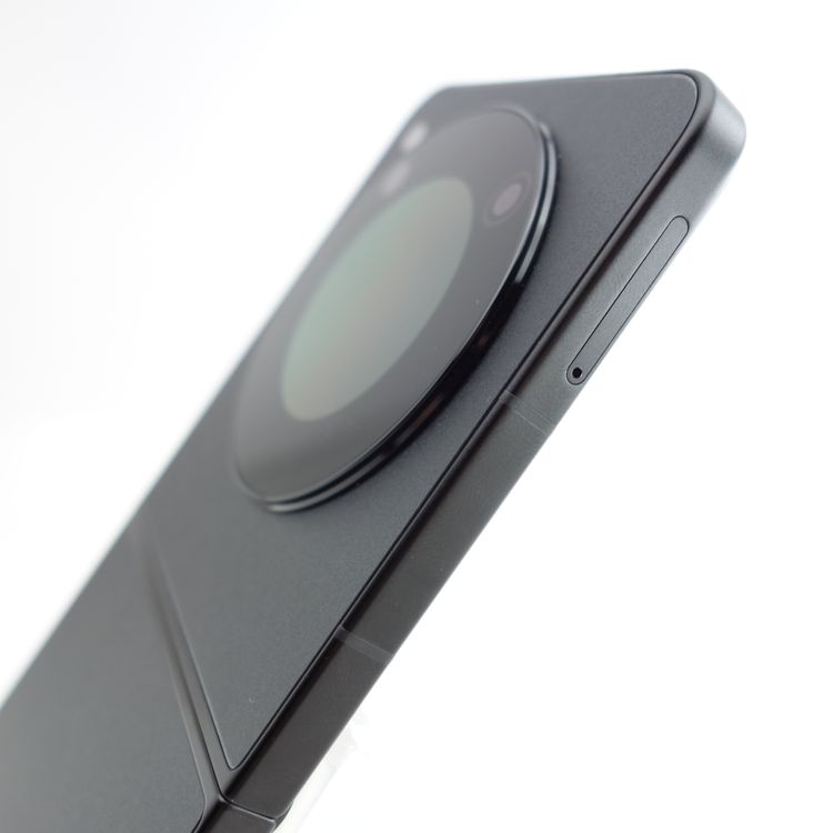 SIMե꡼nubia Flip 5G ֥å NX724J/A SIMե꡼