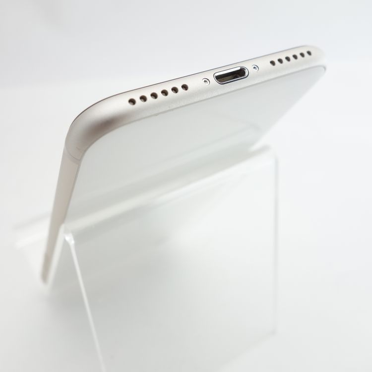 ��SIM�ե꡼��iPhoneSE3 64GB �������饤�� ����97�� �������¡�