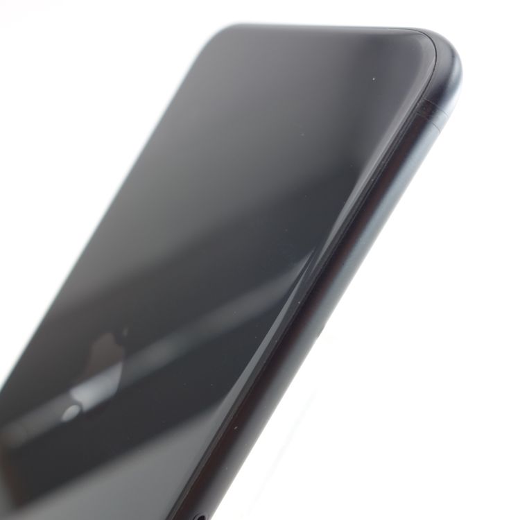 ��SIM�ե꡼��iPhoneSE2 64GB �֥�å� ����87�� �������¡�