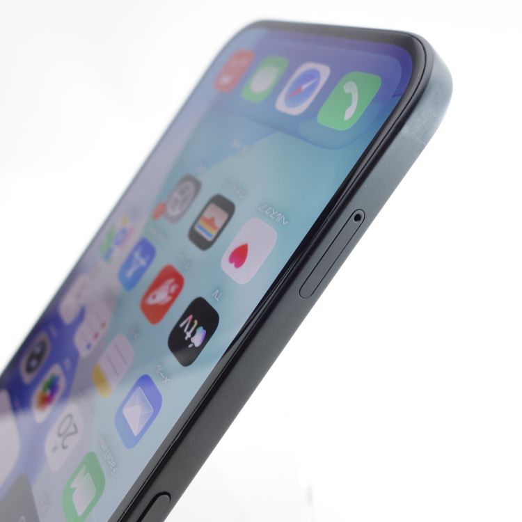 ��SIM�ե꡼��iPhone15 256GB �֥�å� ����100�� �������¡�