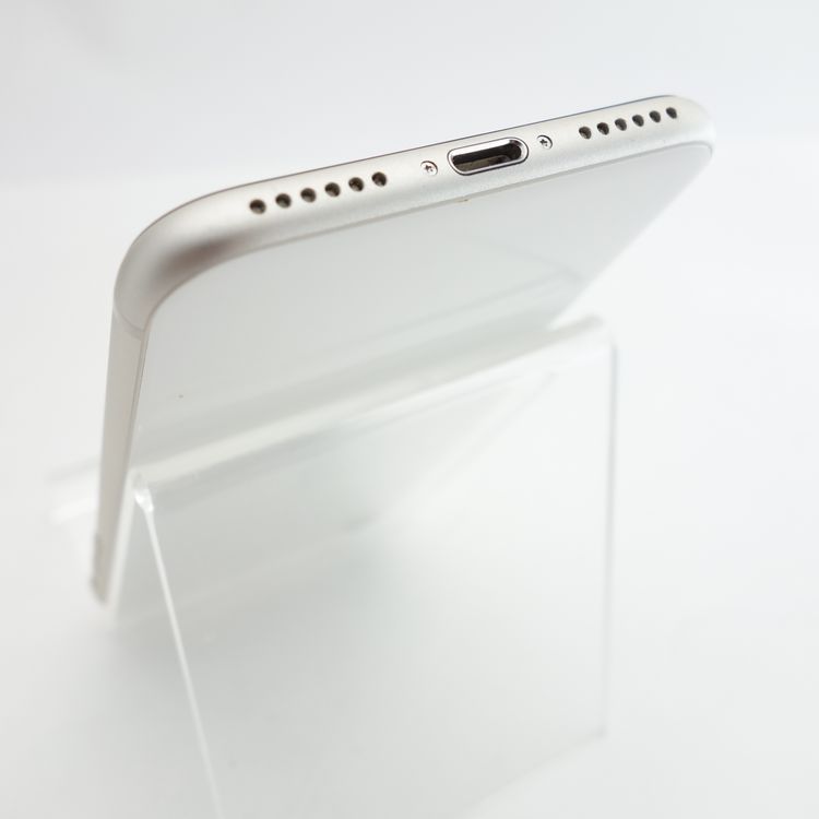 ��SIM�ե꡼��iPhoneSE3 64GB �������饤�� ����92�� �������¡�