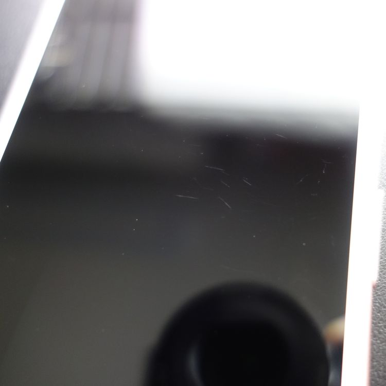 ��SIM�ե꡼��iPhone7 128GB ������������� ����94�� �������¡�