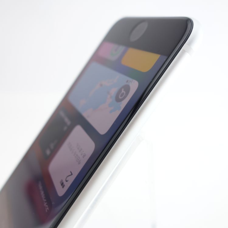 ��SIM�ե꡼��iPhoneSE2 128GB �ۥ磻�� ����100�� �������¡�