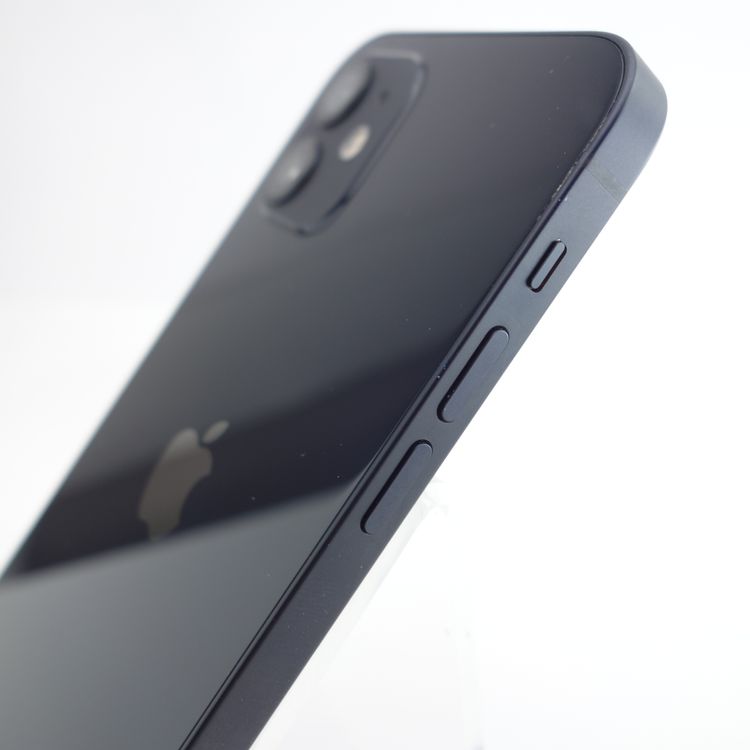 ��SIM�ե꡼��iPhone12 64GB �֥�å� ����84�� �������¡�