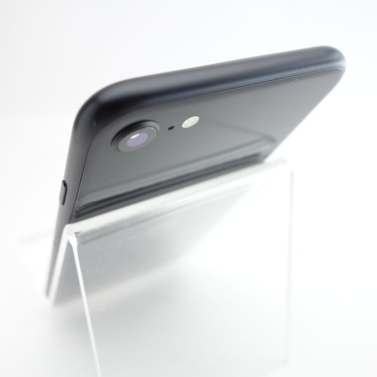 ��SIM�ե꡼��iPhoneSE2 64GB �֥�å� ����85�� �������¡�