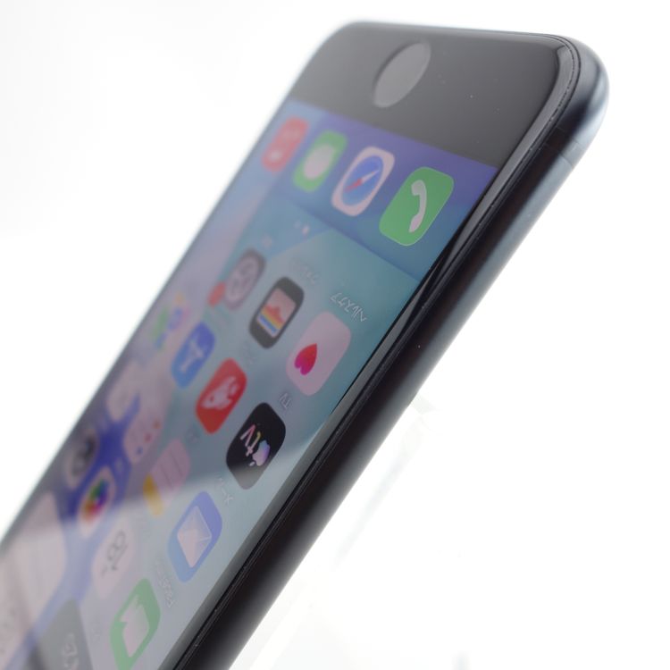 ��SIM�ե꡼��iPhoneSE2 64GB �֥�å� ����90�� �������¡�