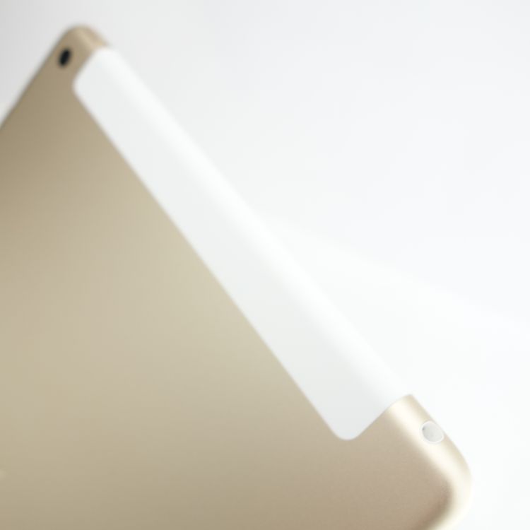 ��9.7�������iPad Air2 64GB ������� ����95�� �������¡� docomo��