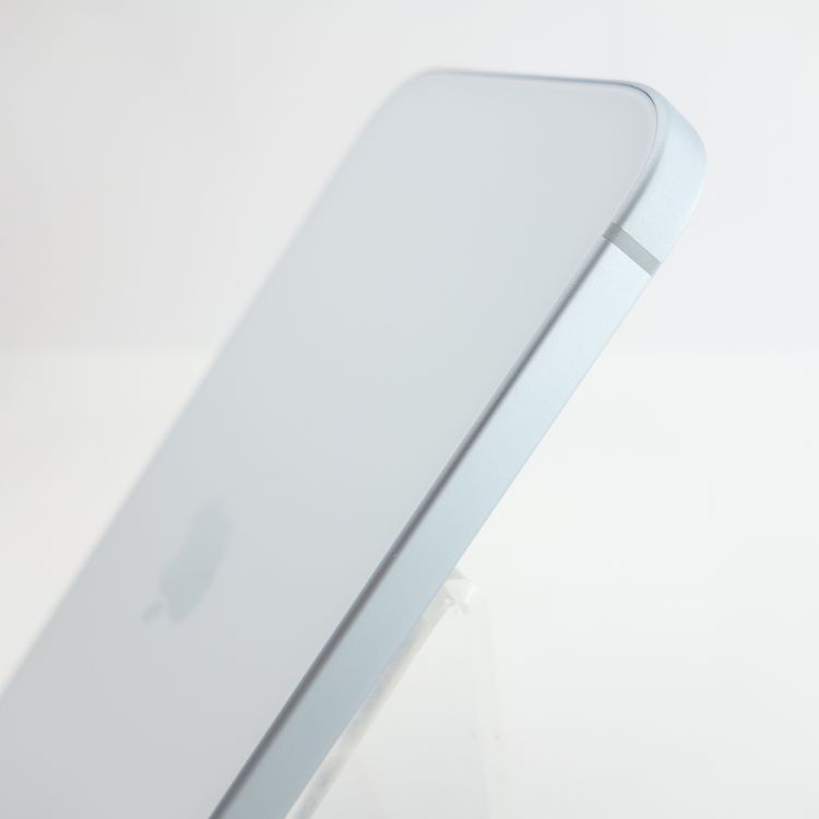 ��SIM�ե꡼��iPhone15 128GB �֥롼 ����86% �������¡�