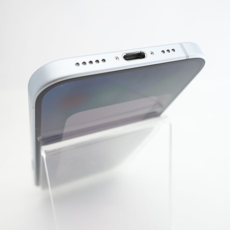 ��SIM�ե꡼��iPhone15 256GB �֥롼 ����84% Apple���ȥ���