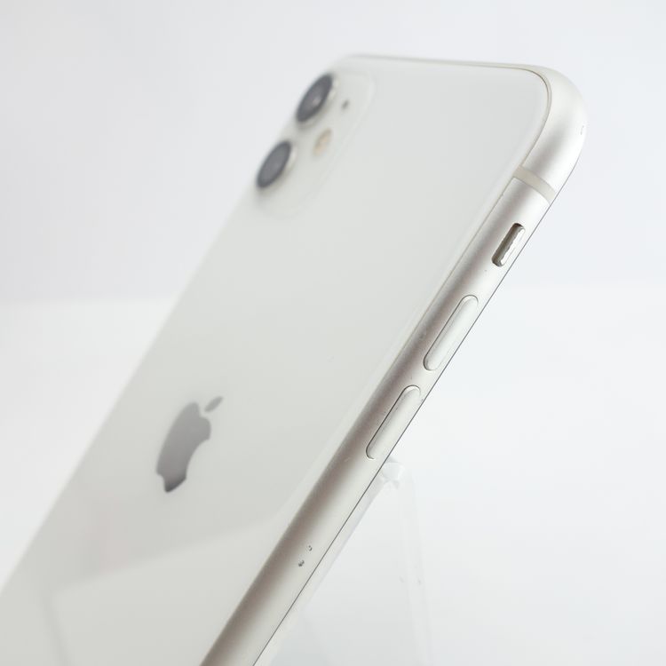 �ڥ���󥯡�iPhone11 64GB �ۥ磻�� ����100�� �������¡� ����������