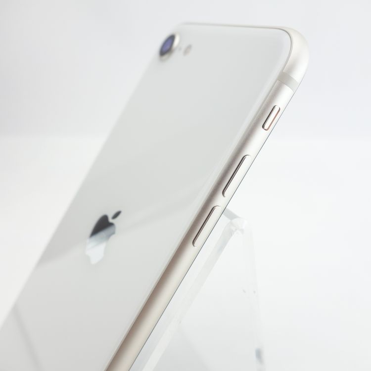 ��SIM�ե꡼��iPhoneSE3 64GB �������饤�� ����90�� �������¡�