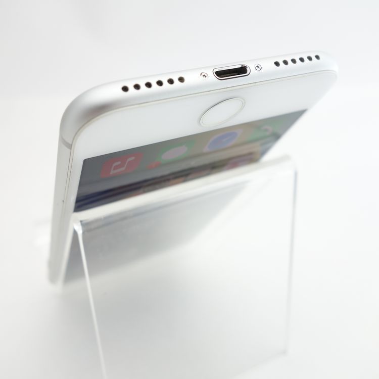 ��SIM�ե꡼��iPhone8 64GB ����С� ����100�� �������¡�