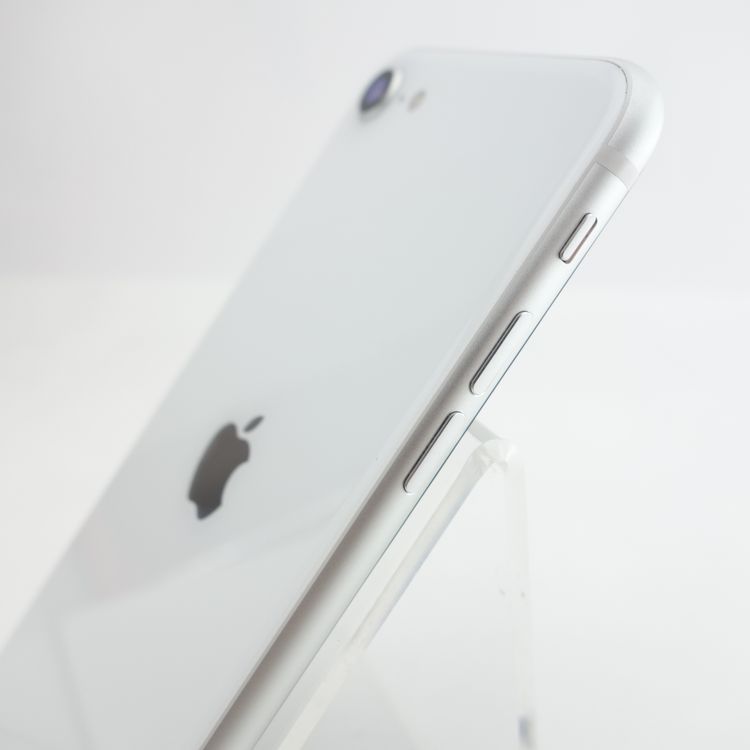 ��SIM�ե꡼��iPhoneSE2 128GB �ۥ磻�� ����100�� �������¡�