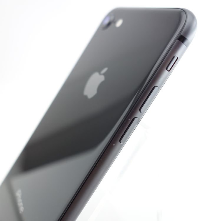 ��SIM�ե꡼��iPhone8 64GB ���ڡ������쥤 ����100�� �������¡�