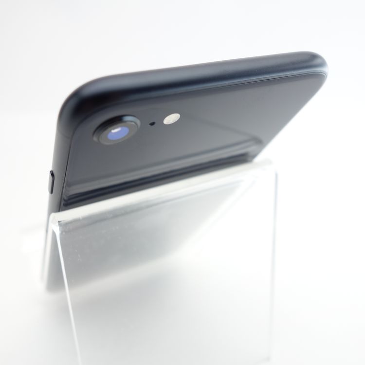 ��SIM�ե꡼��iPhoneSE3 64GB �ߥåɥʥ��� ����100�� �������¡�