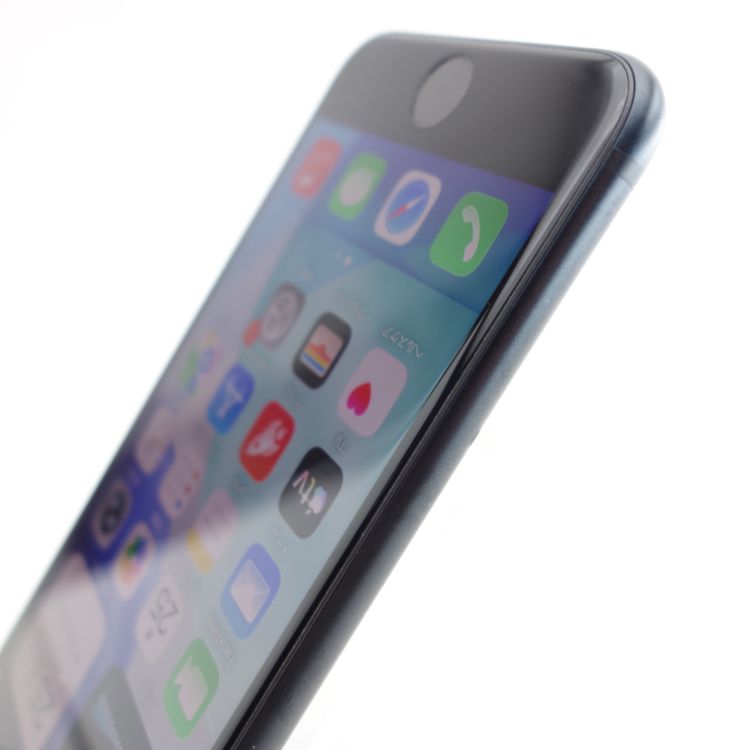 ��SIM�ե꡼��iPhoneSE3 64GB �ߥåɥʥ��� ����99�� �������¡�