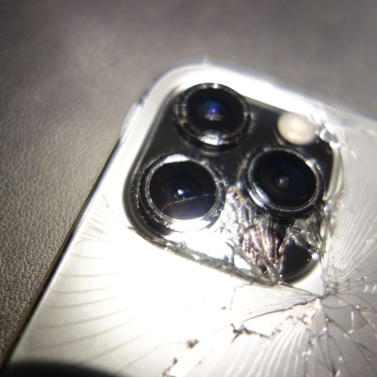 �ڥ���󥯡�iPhone12Pro 128GB ����ե����� ����86�� ���̳�� FaceID�Բ�