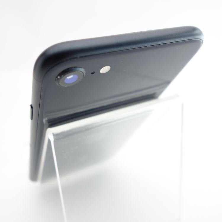 ��SIM�ե꡼��iPhoneSE3 64GB �ߥåɥʥ��� ����88�� �������¡�