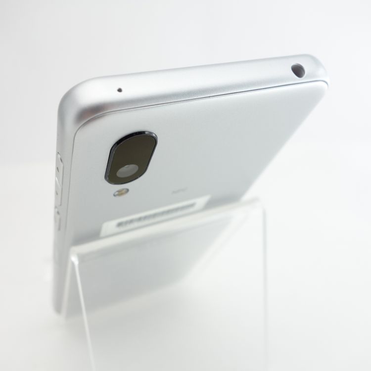 ��SIM�ե꡼��BASIO active SHG09 ����С� �������¡� au��