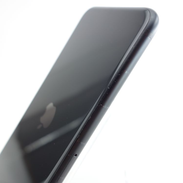 ��SIM�ե꡼��iPhoneSE2 64GB �֥�å� ����93�� �������¡�