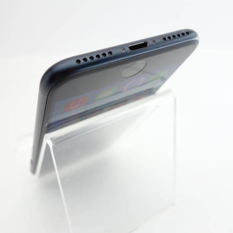 ��SIM�ե꡼��iPhoneSE3 64GB �ߥåɥʥ��� ����89�� �������¡�