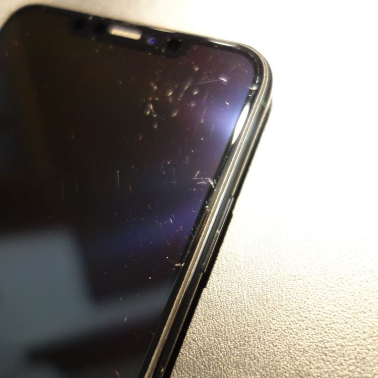 ��SIM�ե꡼��iPhone11 Pro Max 256GB �ߥåɥʥ��ȥ��꡼�� ����79��