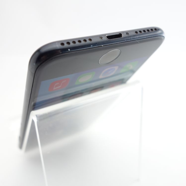 ��SIM�ե꡼��iPhoneSE2 64GB �֥�å� ����91�� �������¡�