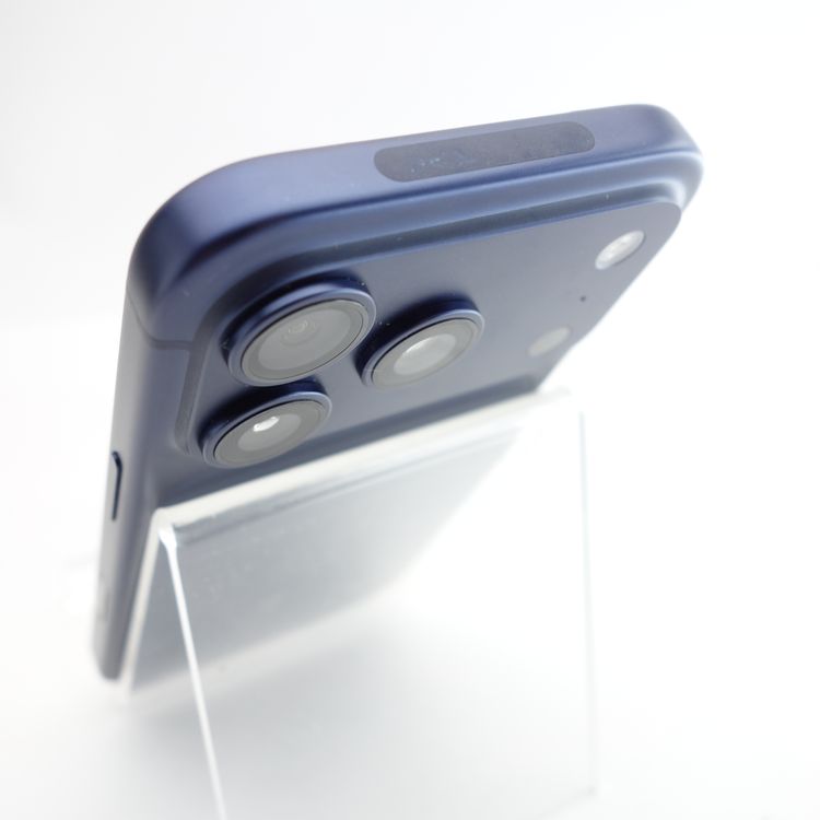 ��SIM�ե꡼��iPhone17 Pro 256GB �ǥ����ץ֥롼 ����90�� �������¡�