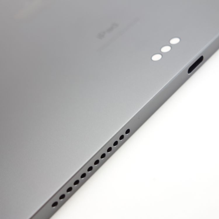 ��11�������iPad Air ��4���� 256GB ���ڡ������쥤 ����85�� Wi-Fi��ǥ�
