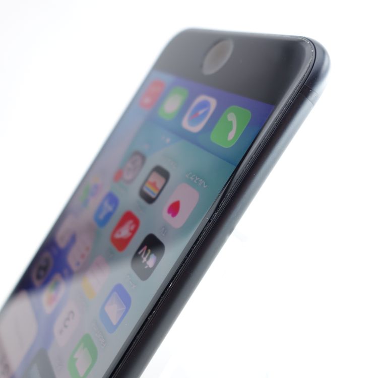 ��SIM�ե꡼��iPhoneSE2 64GB �֥�å� ����85�� �������¡�