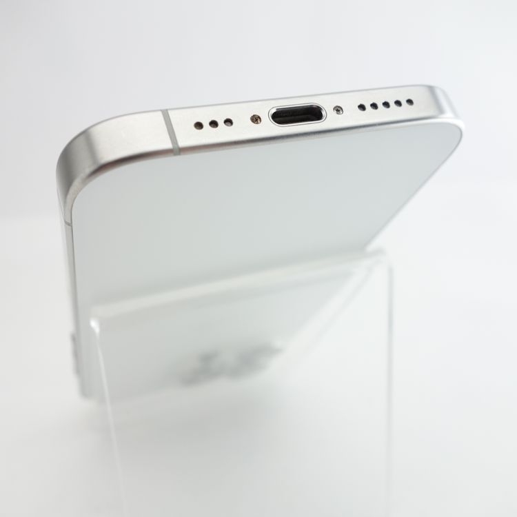 ��SIM�ե꡼��iPhone15 Pro 256GB �ۥ磻�ȥ����˥��� ����88�� ���ȥ���