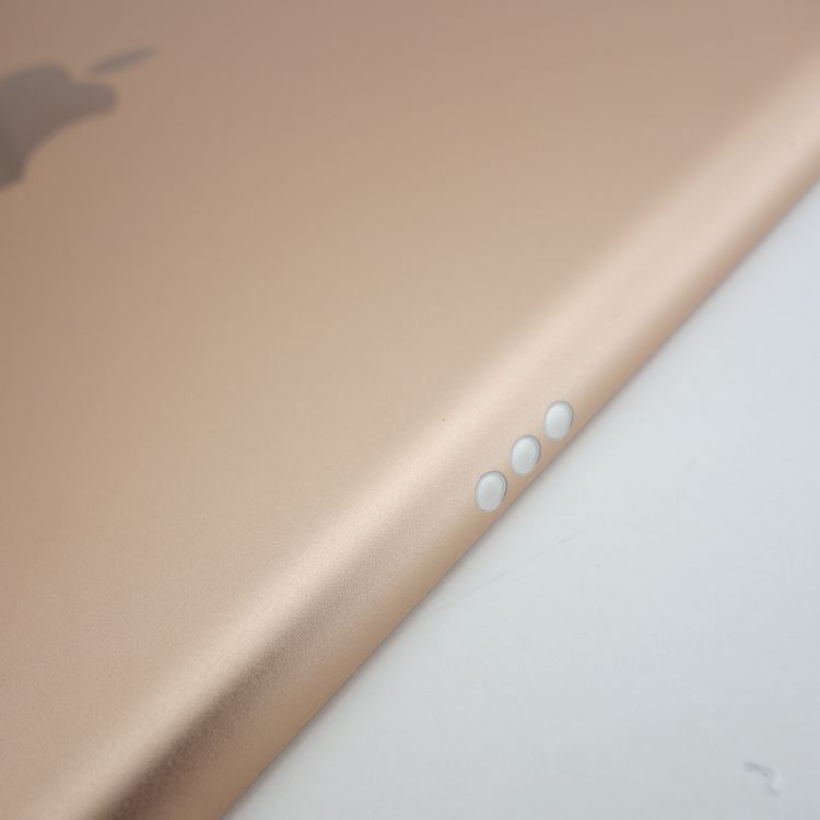 ��10.2�������iPad ��7���� 32GB ������� ����89�� SIM�ե꡼