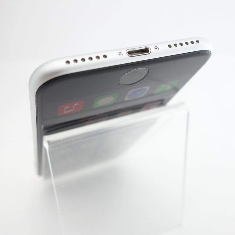 ��SIM�ե꡼��iPhoneSE2 64GB �ۥ磻�� ����87�� �������¡�