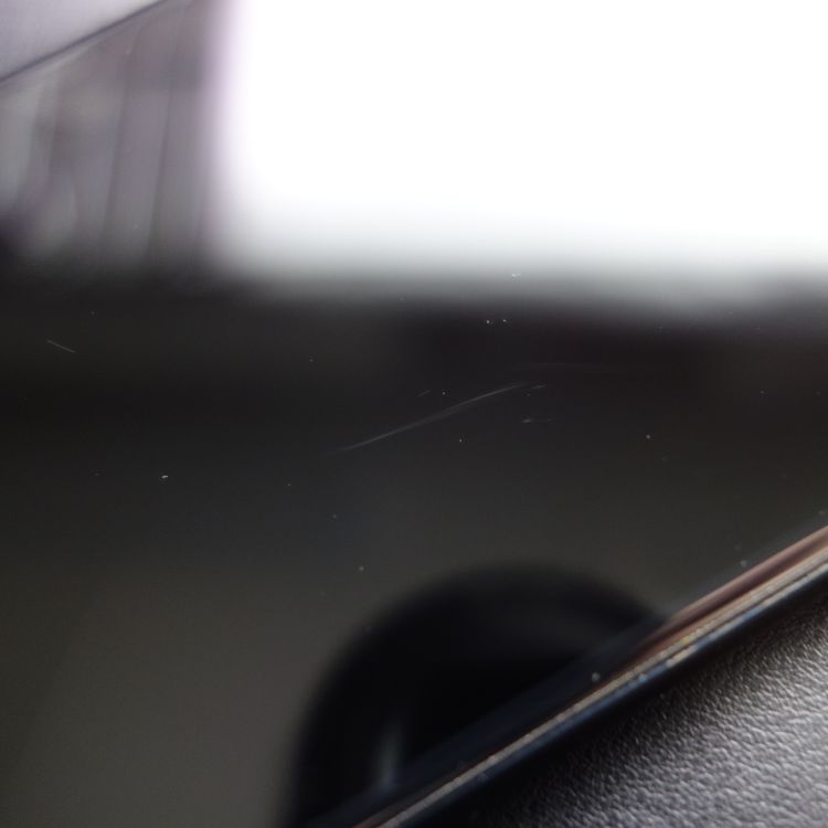 ��SIM�ե꡼��iPhoneSE3 64GB �ߥåɥʥ��� ����91�� �������¡�