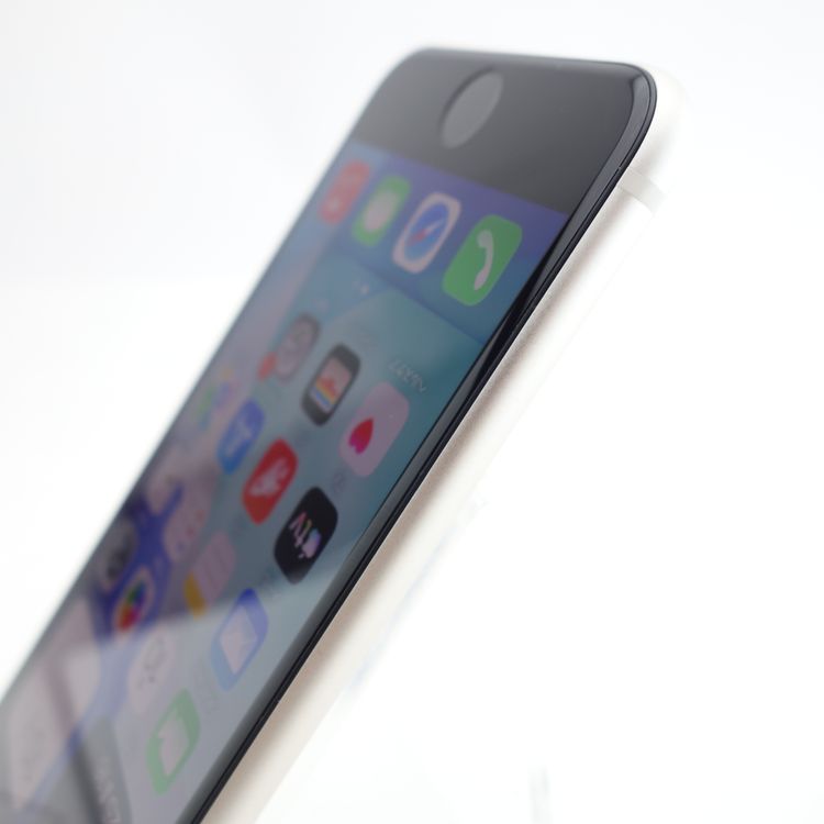 ��SIM�ե꡼��iPhoneSE3 64GB �������饤�� ����96�� �������¡�