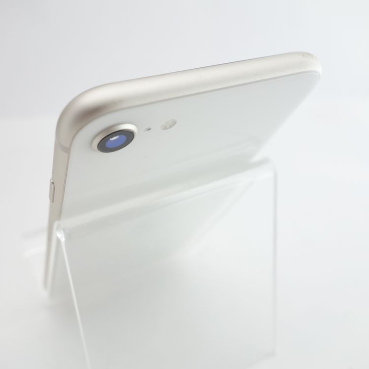 ��SIM�ե꡼��iPhoneSE3 64GB �������饤�� ����87�� ���������ݾ�