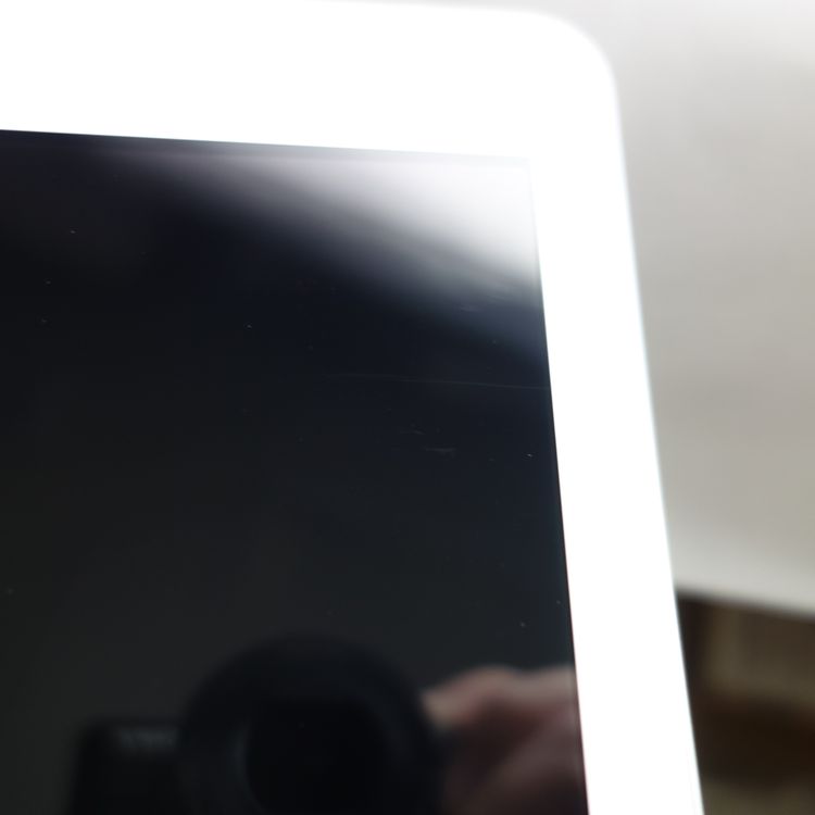 ��9.7�������iPad ��6���� 32GB ����С� ����94% Wi-Fi��ǥ�