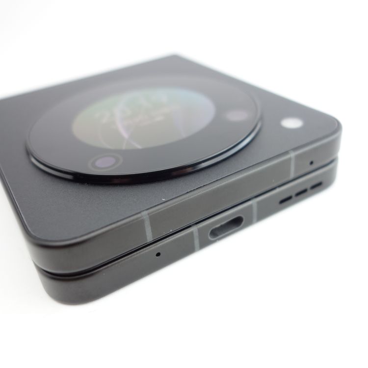 SIMե꡼nubia Flip 5G 256GB ֥å NX724J/A 