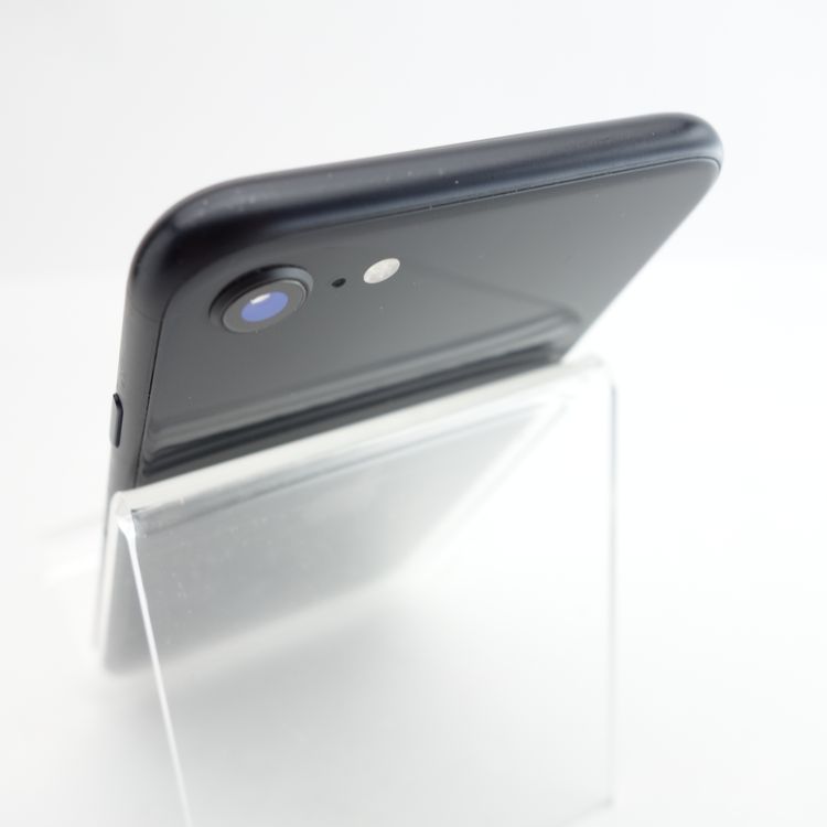 ��SIM�ե꡼��iPhoneSE2 64GB �֥�å� ����92�� �������¡�